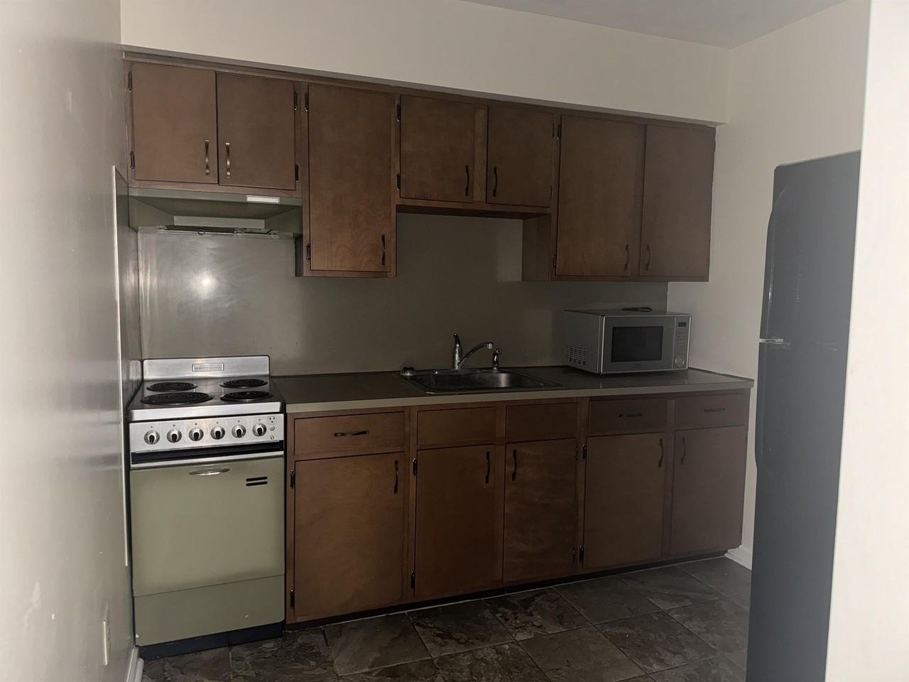 910 Florida Ave #1 - Photo 6 of 7