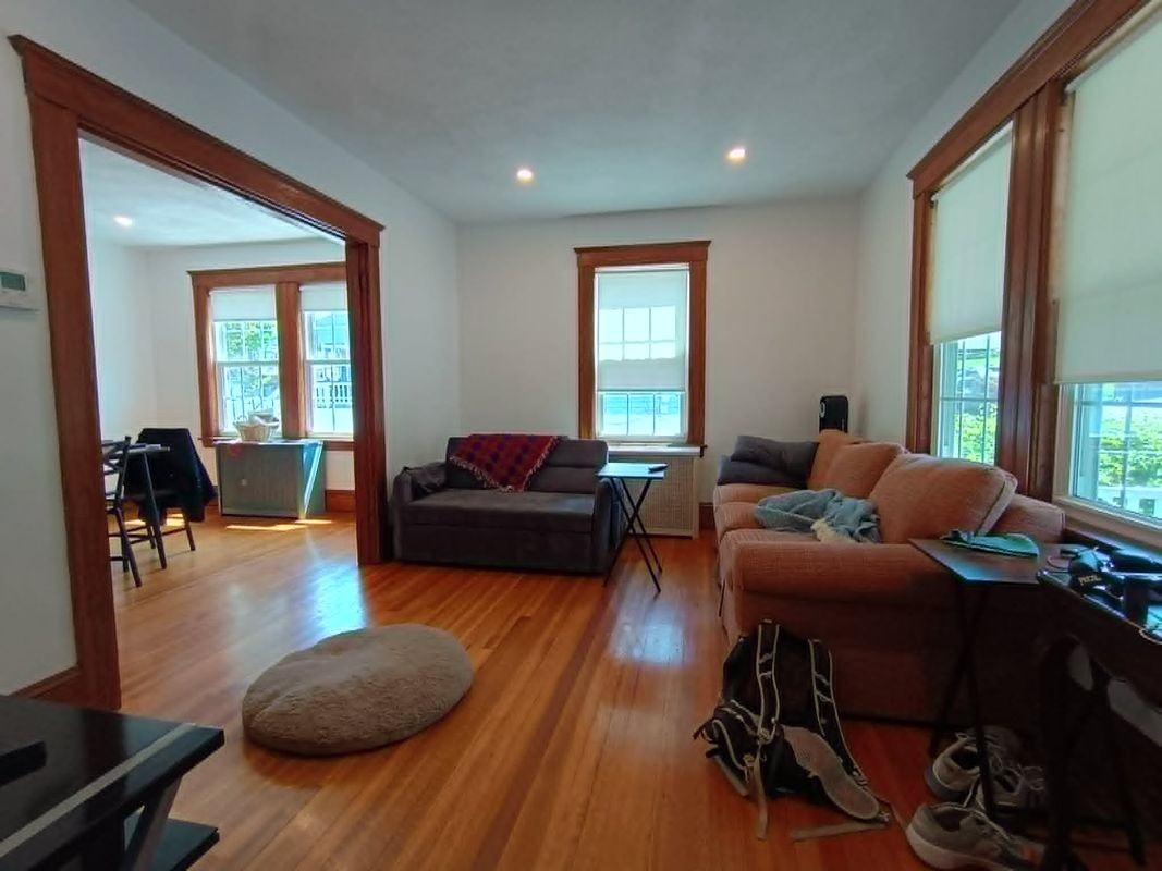 26 Leonard St - Photo 2 of 18