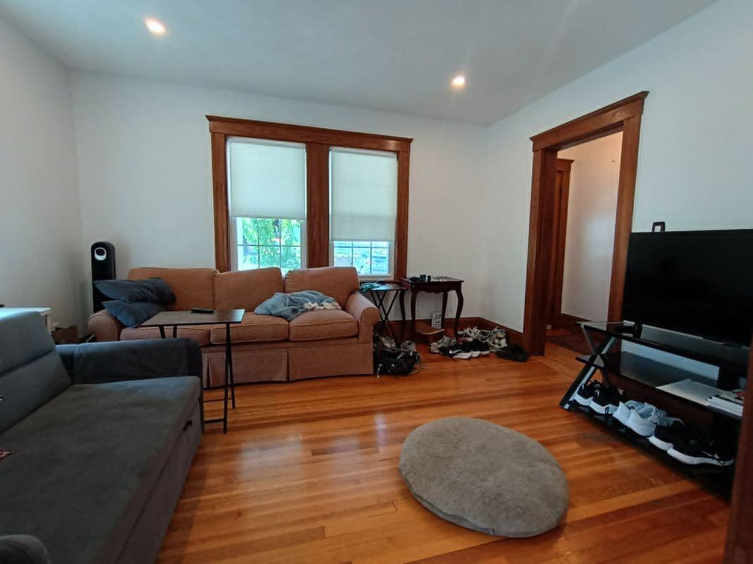 26 Leonard St - Photo 3 of 18
