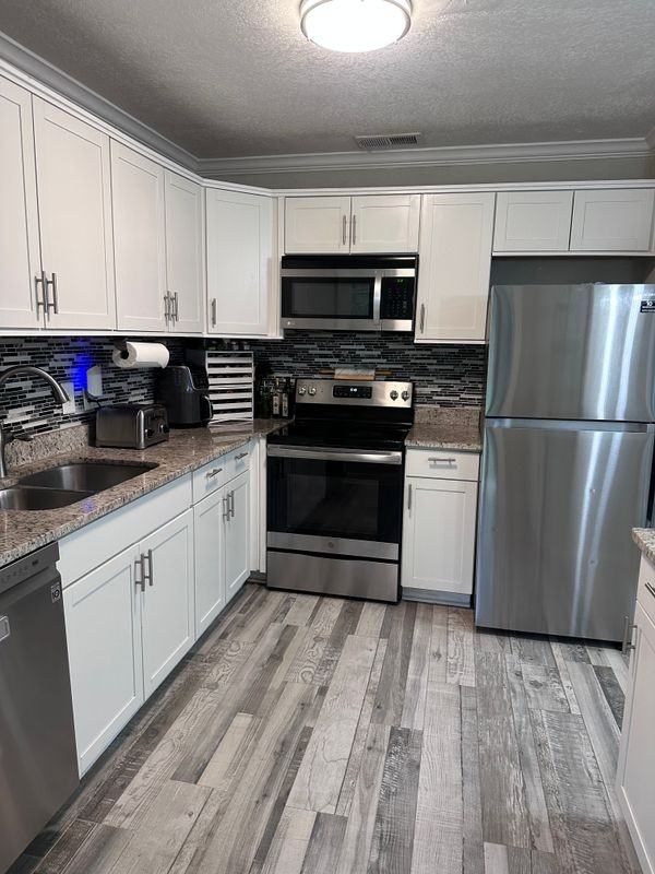 5614 Nettie Rd - Photo 5 of 29