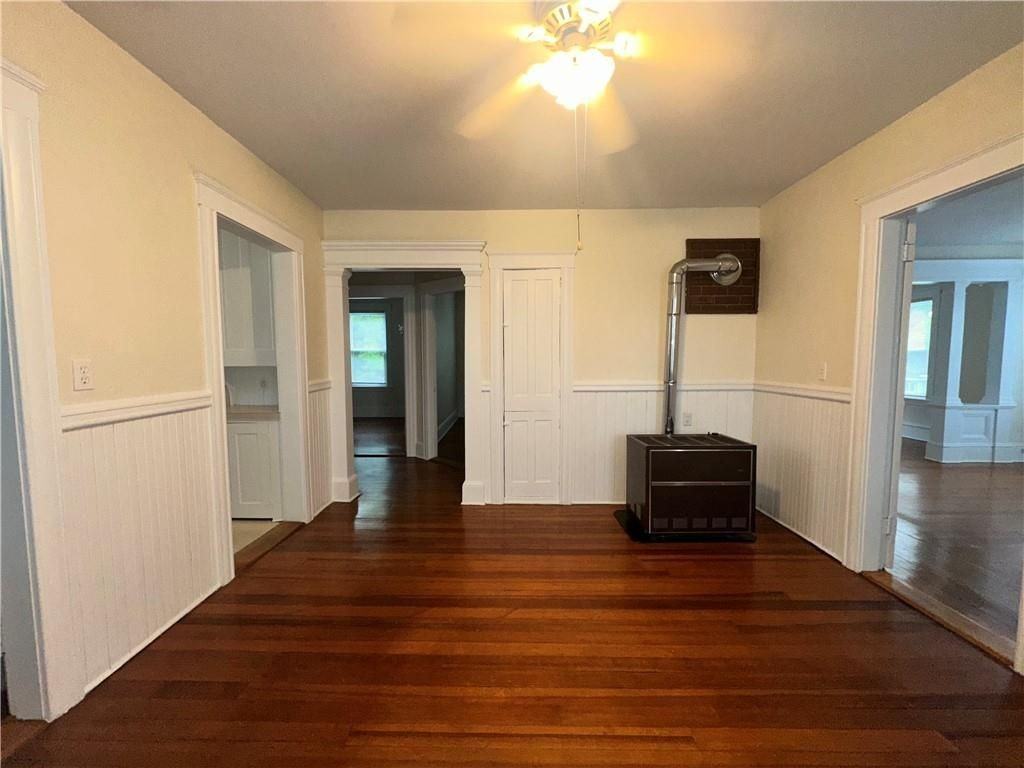 14 Courtland St ##2 - Photo 3 of 16