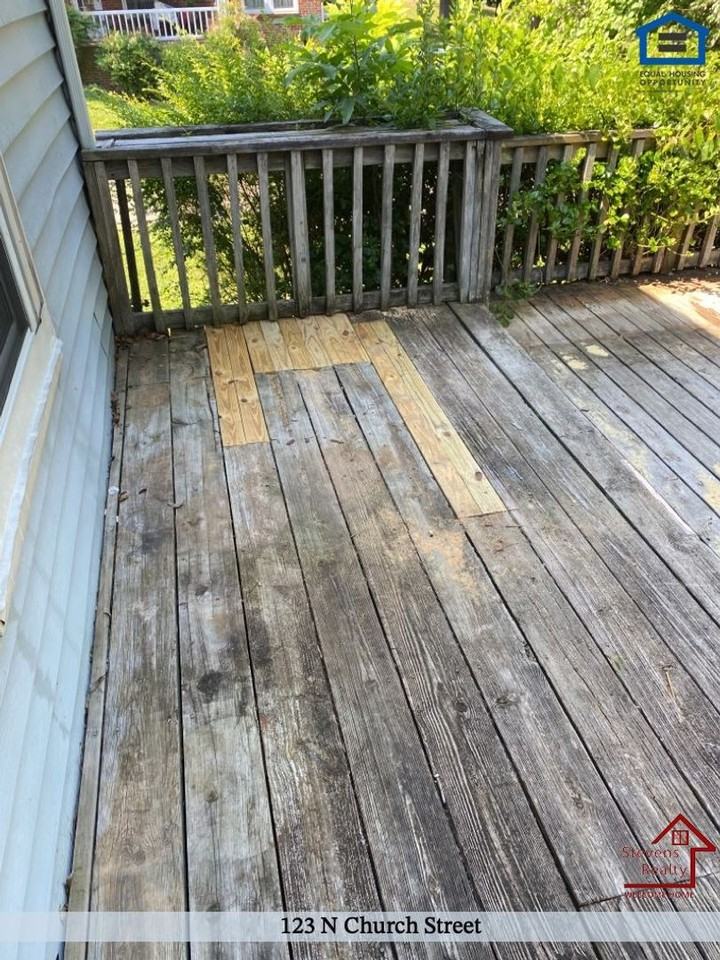 123 N Church St - Photo 4 of 22