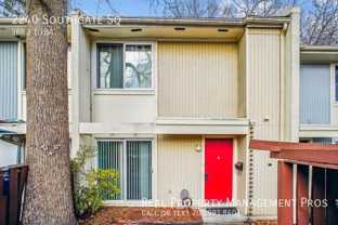 2240 Southgate Sq - Photo 1 of 1