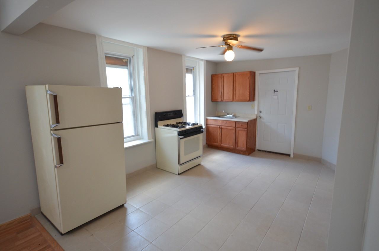 2815 West 25th Place #R1A - Photo 3 of 16