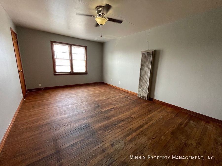 310 Sw 42nd Ave #B - Photo 5 of 14