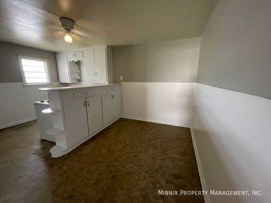 310 Sw 42nd Ave #B - Photo 6 of 14