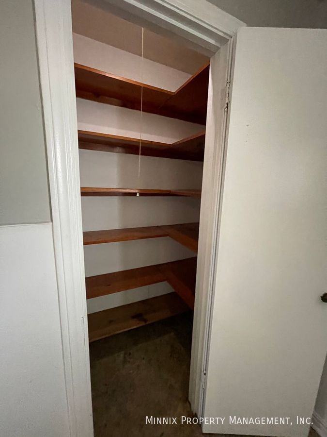 310 Sw 42nd Ave #B - Photo 7 of 14