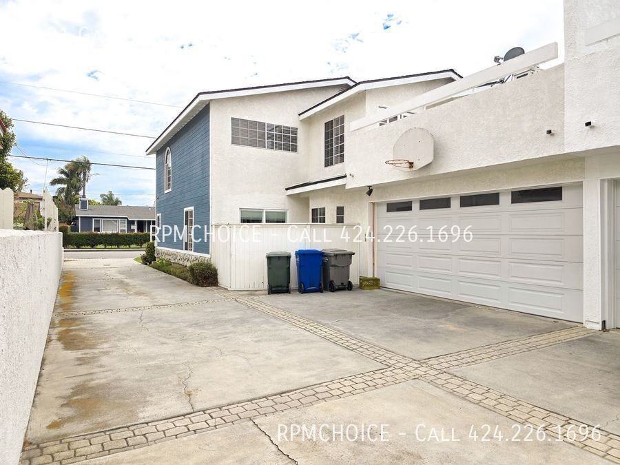 2121 Gates Ave #A - Photo 2 of 36