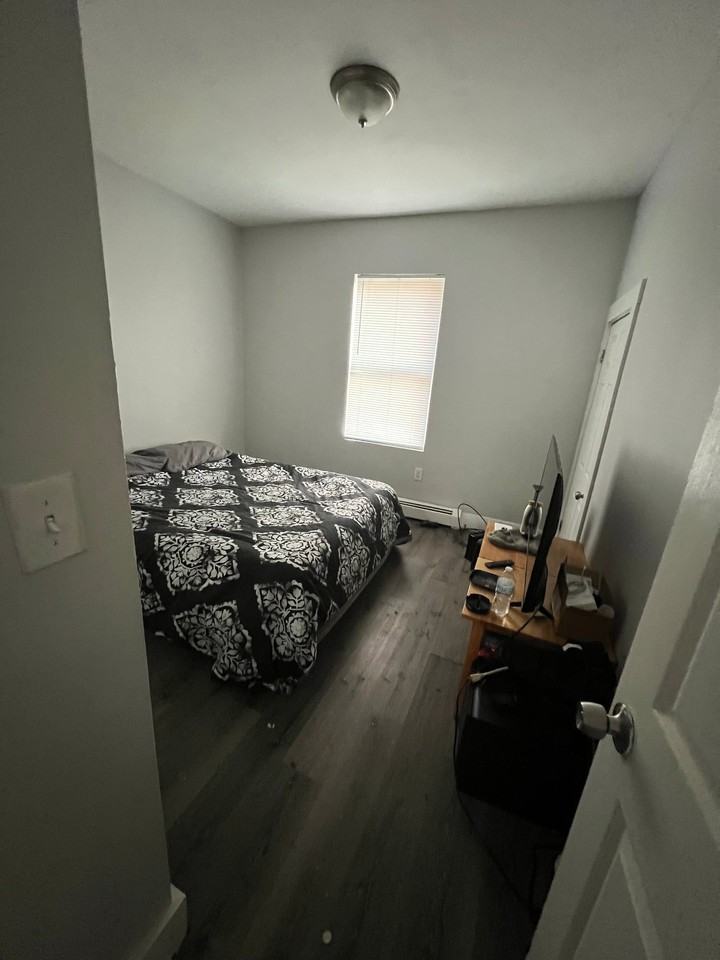 1 Ashton St #1 - Photo 3 of 9