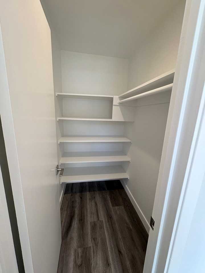 16 S Knoll Rd #124 - Photo 4 of 18