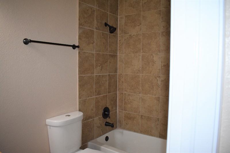 6325 Reynolds Dr #101 - Photo 4 of 18