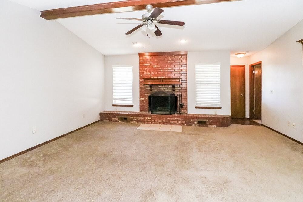 12913 S Drexel Ave - Photo 4 of 16