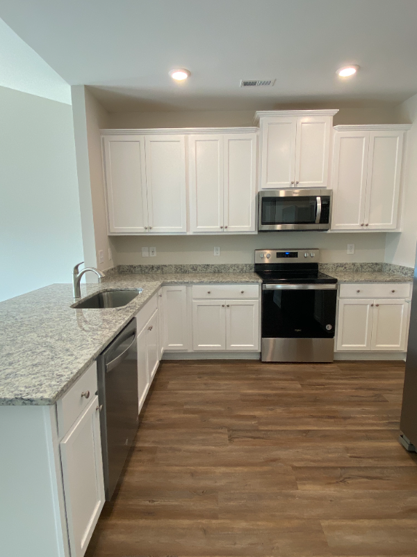 105 Level Dr - Photo 4 of 19