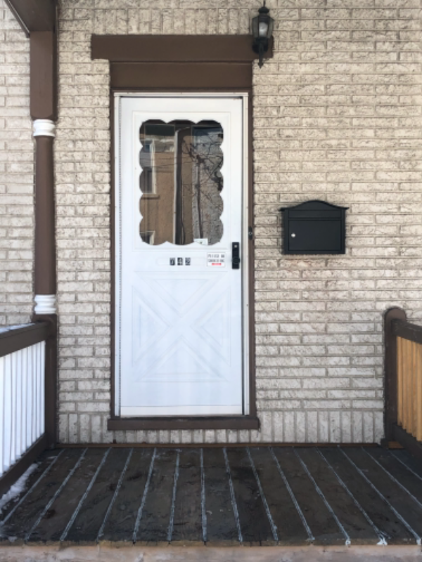 742 Genesee St - Photo 3 of 25