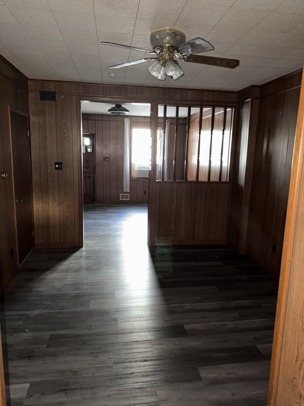 742 Genesee St - Photo 5 of 25