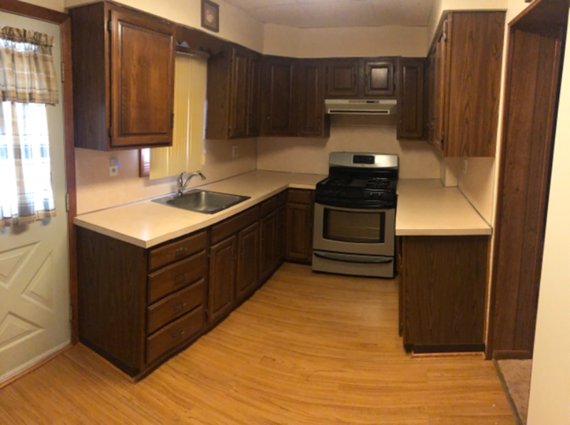 742 Genesee St - Photo 7 of 25