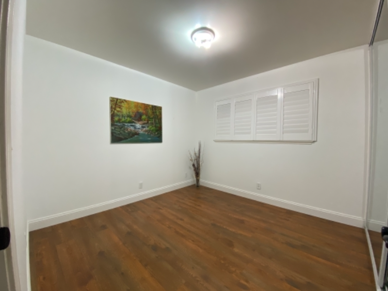 8382 Friesland Dr - Photo 7 of 9