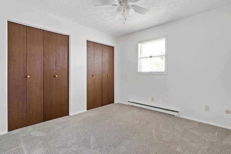 168 Lincoln St - Photo 3 of 5