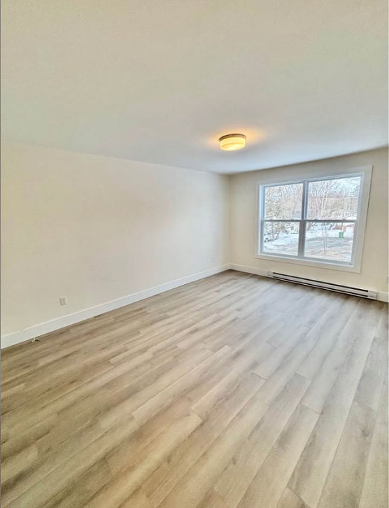 114 Clarence Ave - Photo 2 of 10