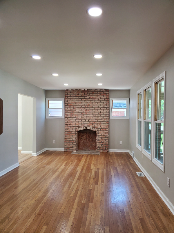 952 Lilley Ave - Photo 5 of 20