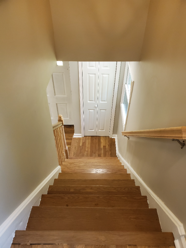 952 Lilley Ave - Photo 7 of 20
