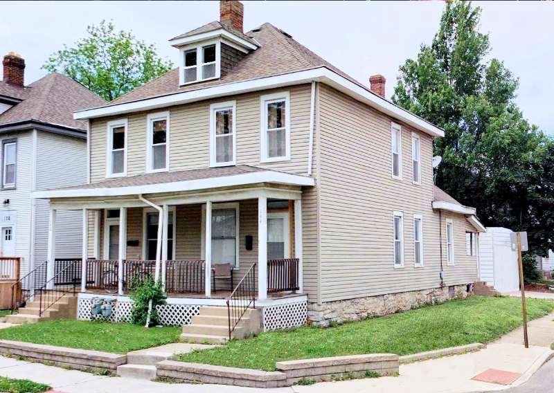 142 E Maynard Ave #142 - Photo 3 of 21