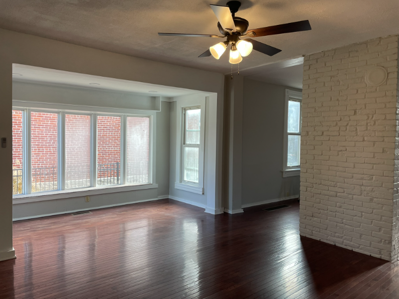 494 Reinhard Ave - Photo 6 of 26