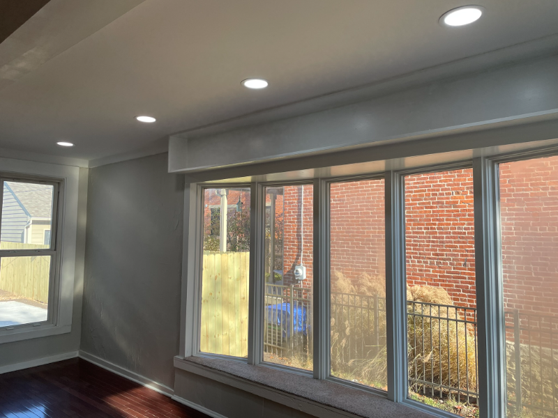 494 Reinhard Ave - Photo 7 of 26