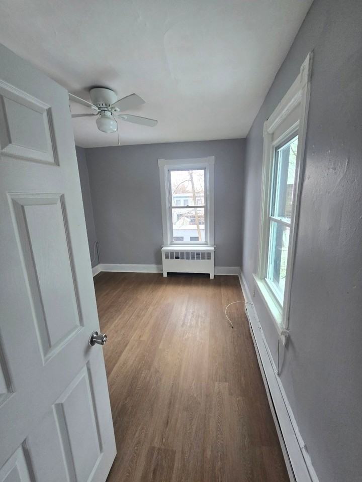 Henry Ave #2 - Photo 3 of 7