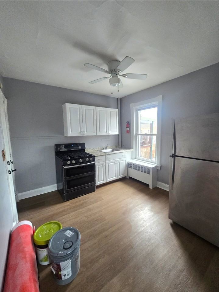Henry Ave #2 - Photo 5 of 7