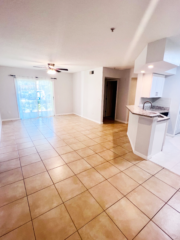 713 Crest Pines Dr #217 - Photo 5 of 20