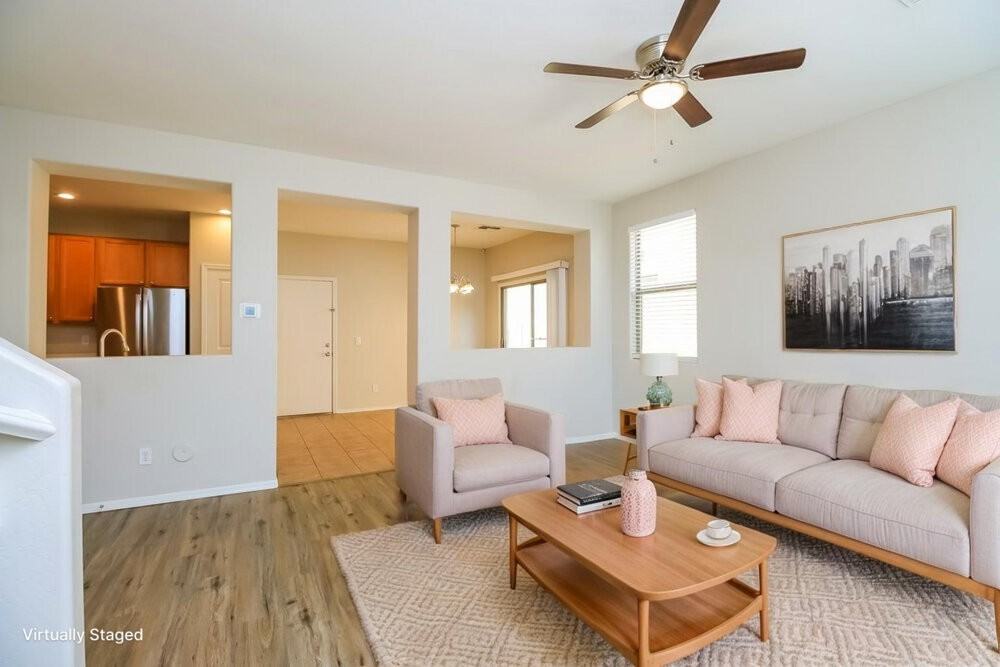 3884 E Santa Fe Ln - Photo 4 of 18