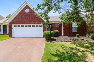 featured image of 1123 Dove Hollow Cir W