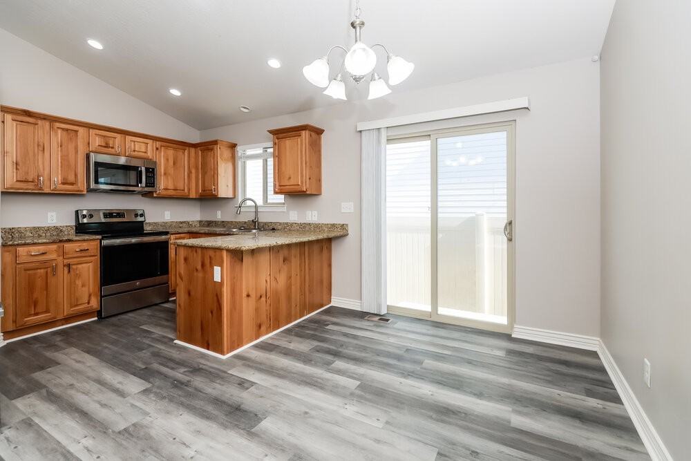 3717 N Bountiful Ln - Photo 7 of 20