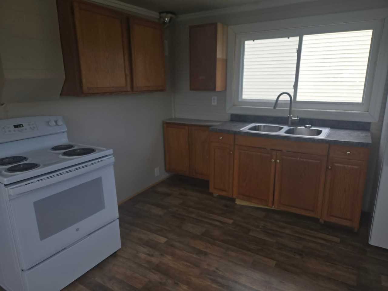 17 5th St - Photo 6 of 12
