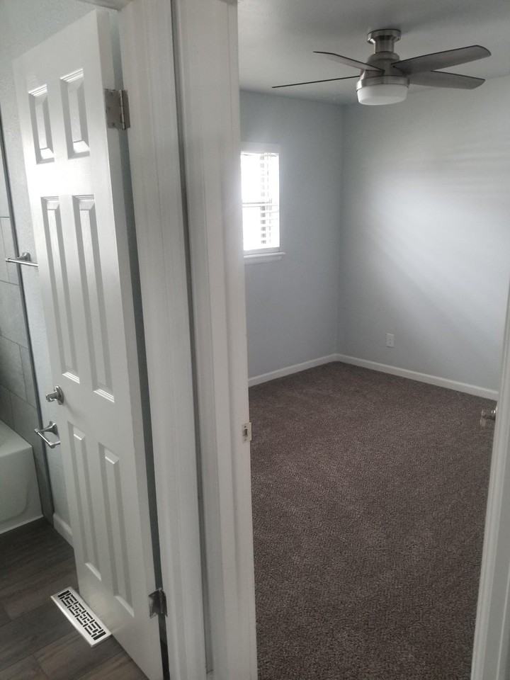 2218 Cooper Ave - Photo 7 of 11