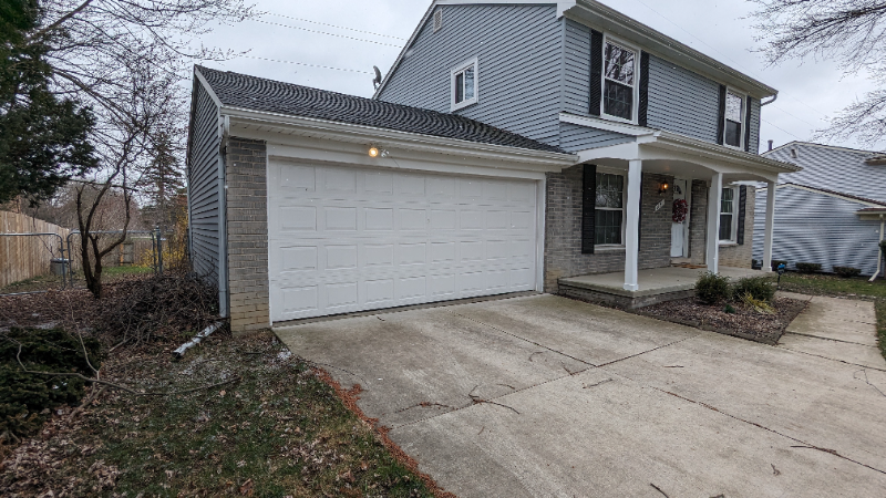 2735 Foster Ave - Photo 4 of 21