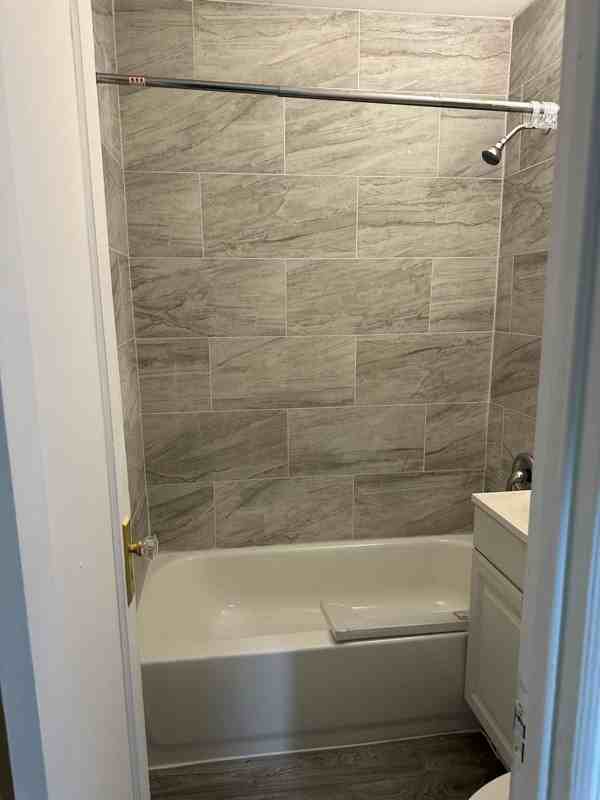19400 Interurban Ave - Photo 7 of 9