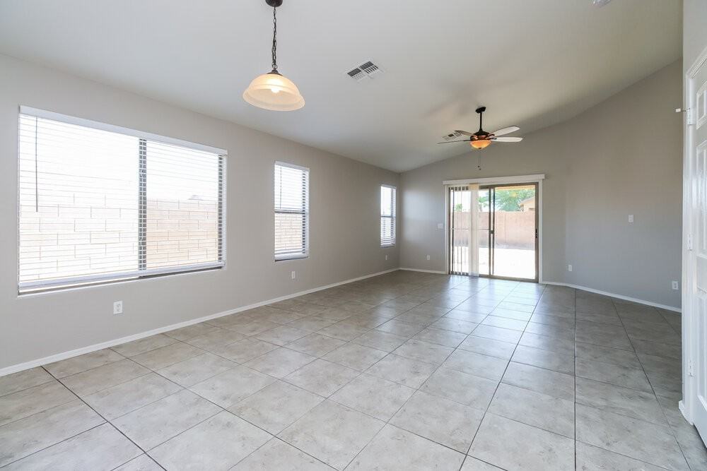 383 W Welsh Black Cir - Photo 3 of 19