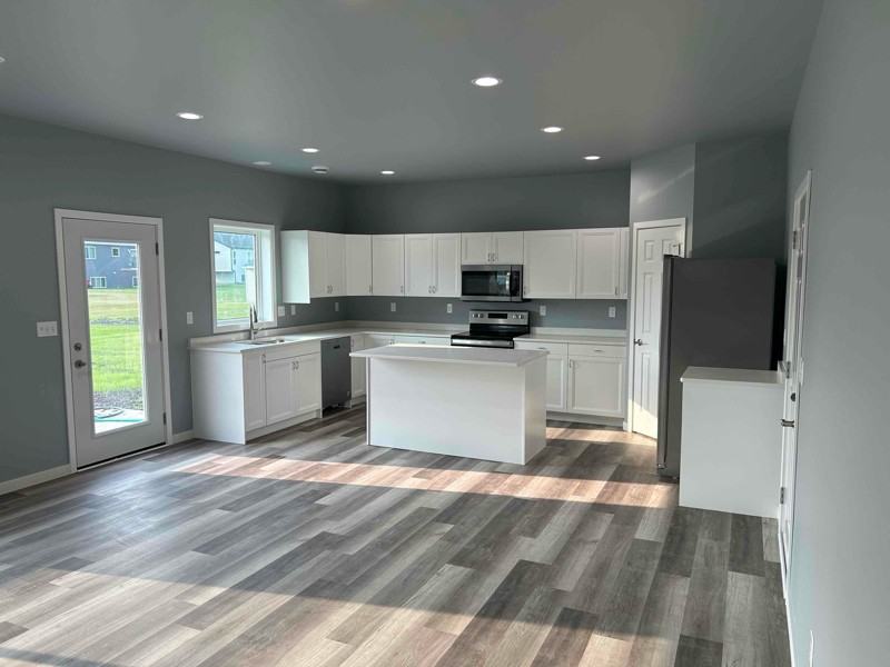 3433 18th St S - Photo 4 of 15