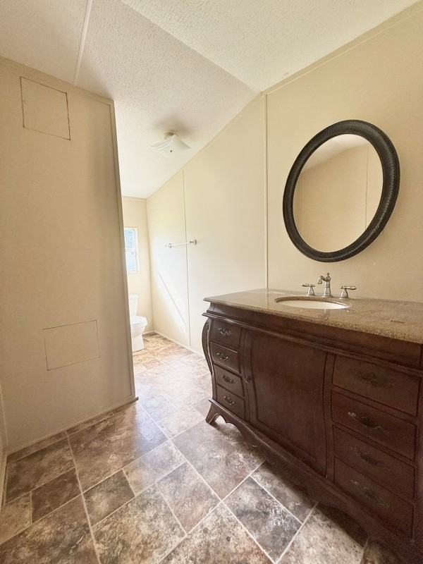 110 Rustic Ln - Photo 4 of 9