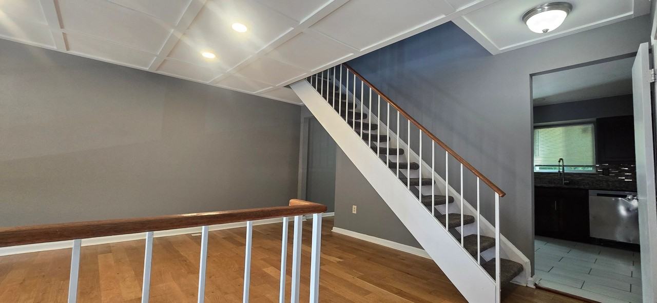 14630 London Ln - Photo 4 of 12