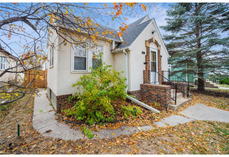 4329 Thomas Ave N - Photo 6 of 10