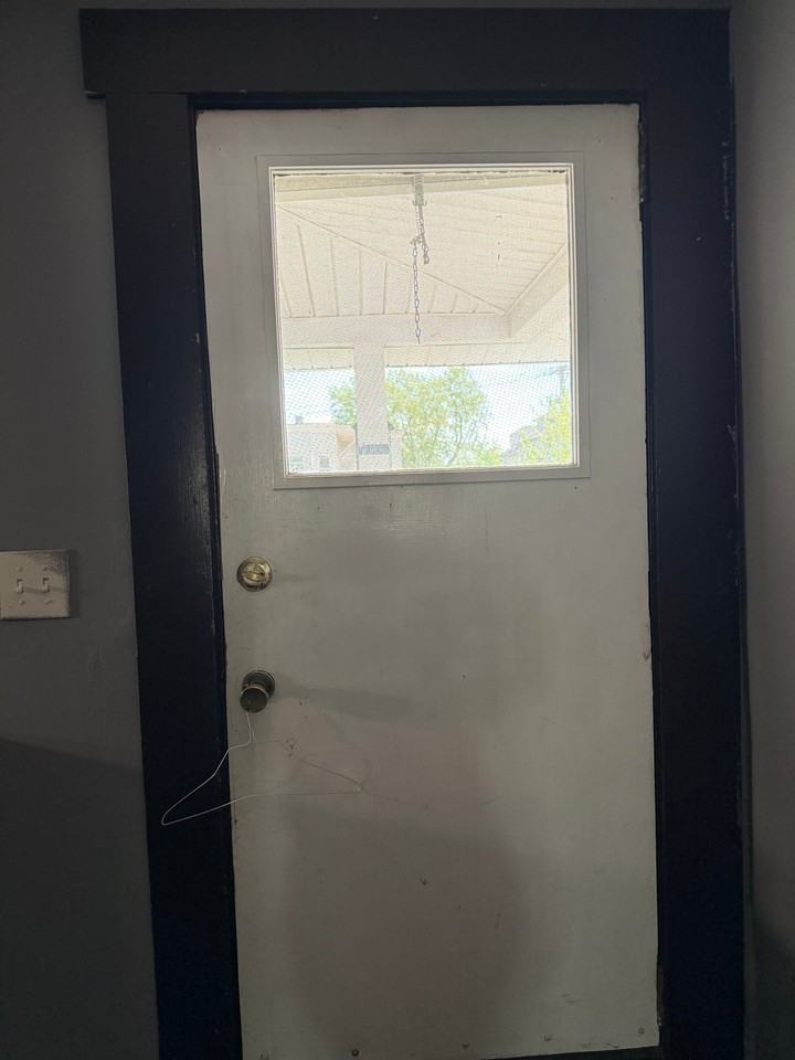 428 Elm St #2ndFL - Photo 3 of 19