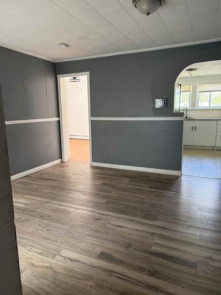 428 Elm St #2ndFL - Photo 5 of 19