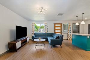 featured image of 2034 Division Ave