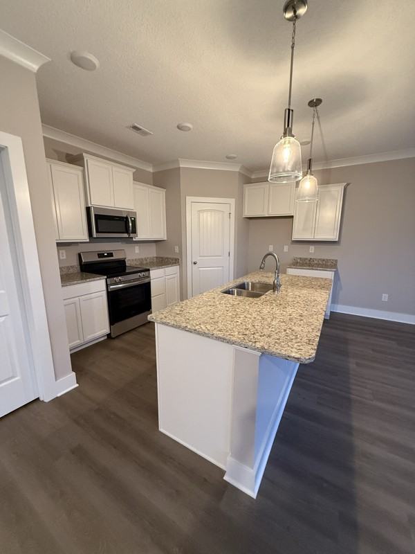 2727 Farmhouse Dr - Photo 4 of 24
