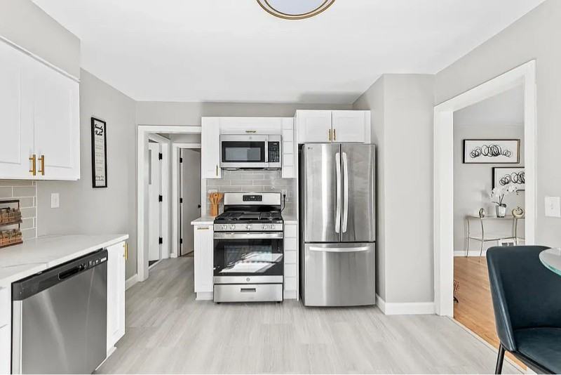4075 N 127th St - Photo 3 of 15