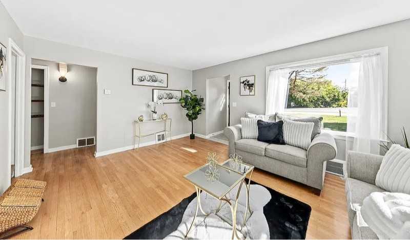 4075 N 127th St - Photo 6 of 15