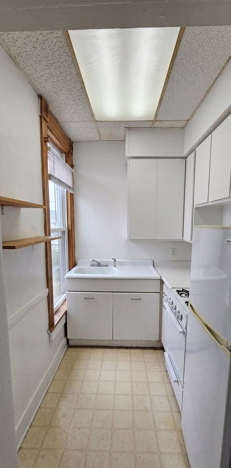 306 Woodward Ave #2 - Photo 2 of 4